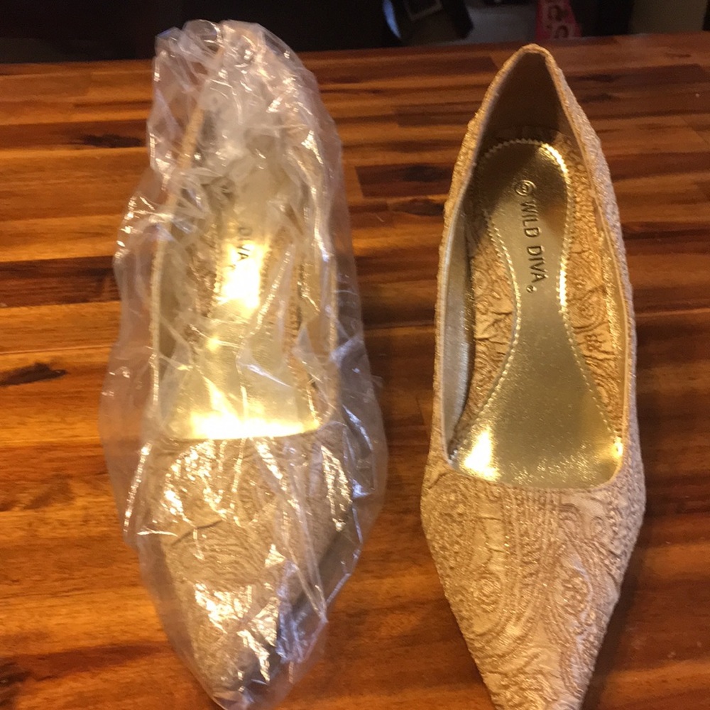 Dress shoes